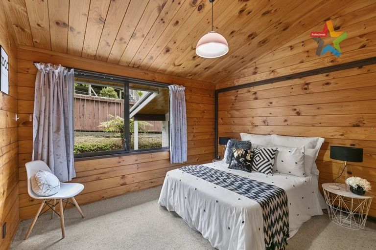 Photo of property in 87 Allington Road, Karori, Wellington, 6012