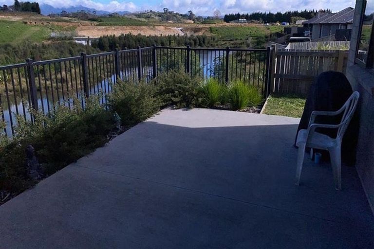 Photo of property in 14 Kauri Lane, Omokoroa, 3114