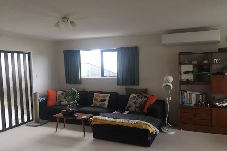 Photo of property in 5 Richardson Street, Woodville, 4920