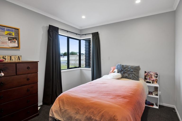 Photo of property in 6 Montague Grove, Stratford, 4332