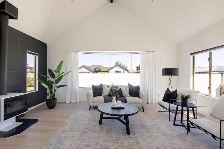 Photo of property in 2 Coleraine Drive, Rototuna, Hamilton, 3210