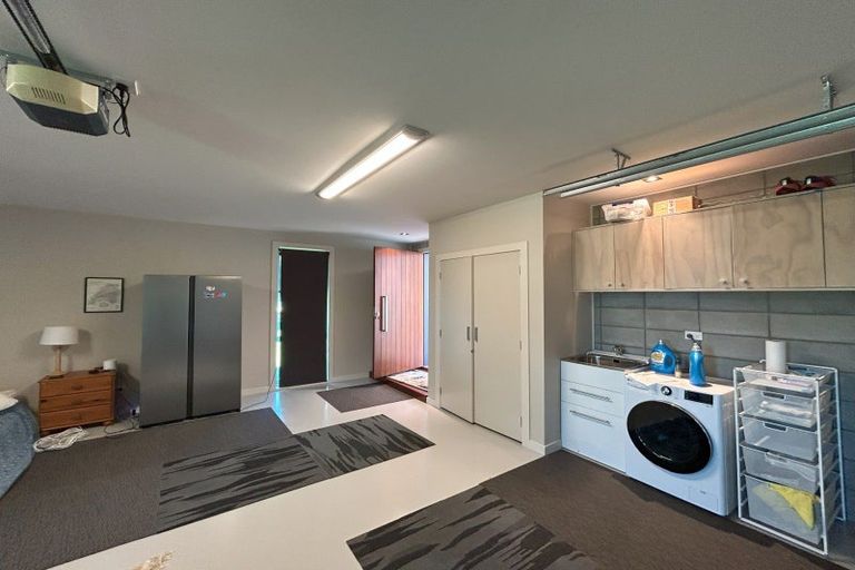 Photo of property in 28 Sam John Place, Lake Hawea, 9382