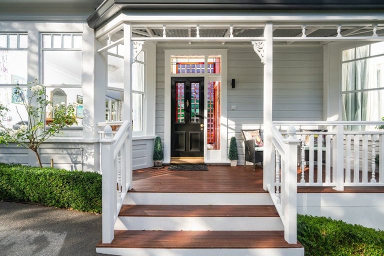 Photo of property in 79 Cashmere Avenue, Khandallah, Wellington, 6035