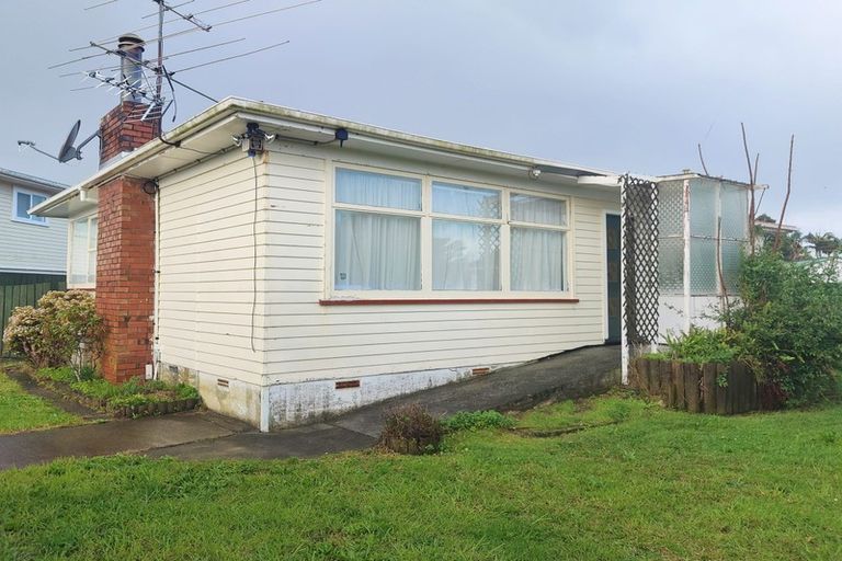 Photo of property in 7 Mail Avenue, Weymouth, Auckland, 2103