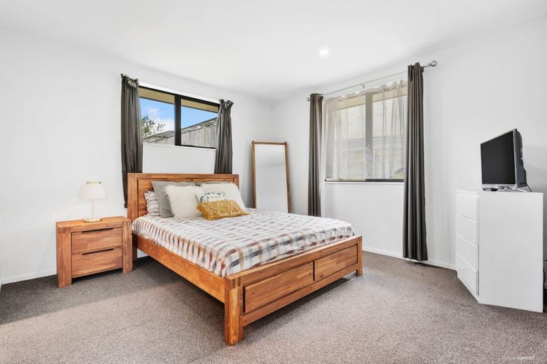 Photo of property in 23 Raithburn Terrace, Pokeno, 2402