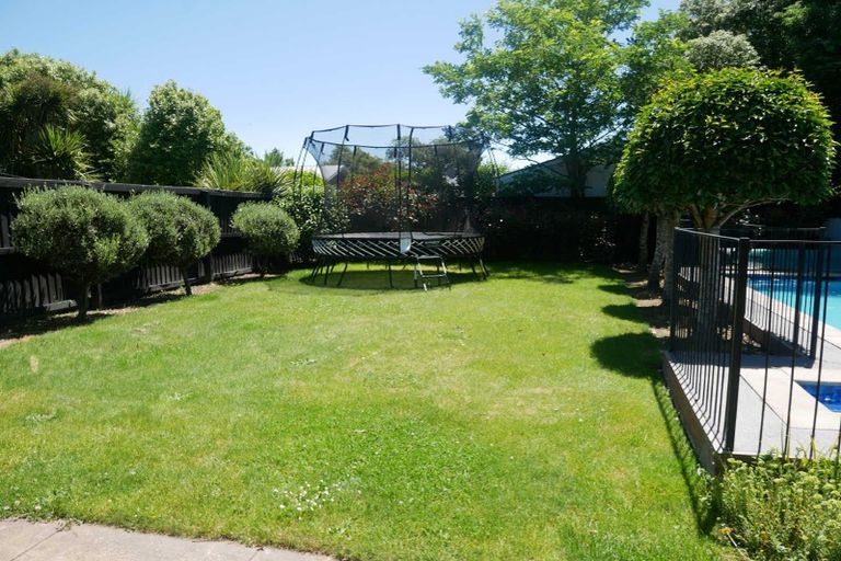Photo of property in 15 Paparoa Street, Papanui, Christchurch, 8053