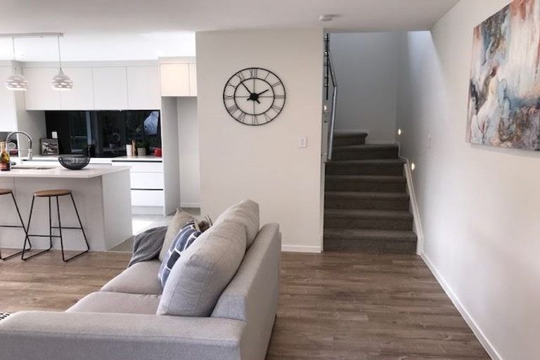 Photo of property in 22b Sabulite Road, Kelston, Auckland, 0602