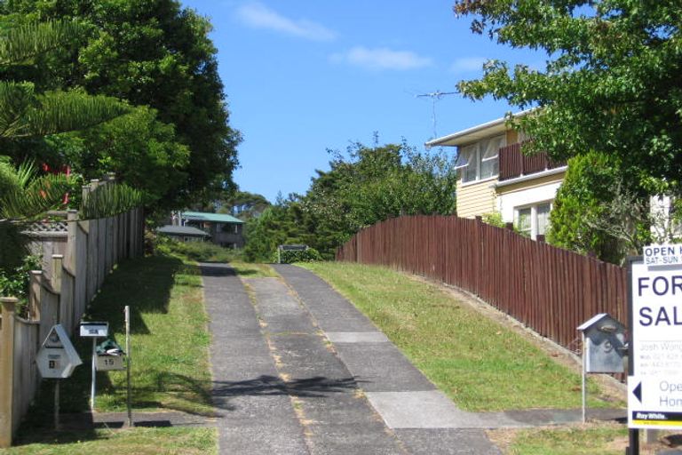 Photo of property in 11 Ridgewood Crescent, Birkenhead, Auckland, 0626