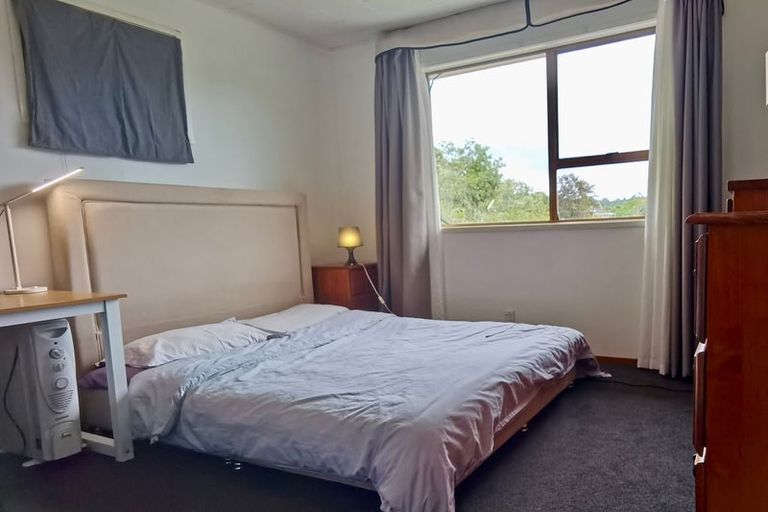Photo of property in 53 Spinella Drive, Bayview, Auckland, 0629