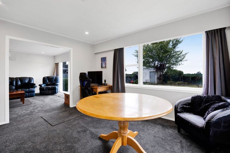 Photo of property in 41 Camberwell Road, Hawera, 4610