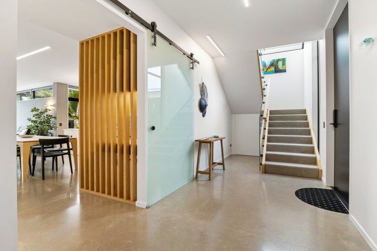 Photo of property in 35a Pitau Road, Mount Maunganui, 3116