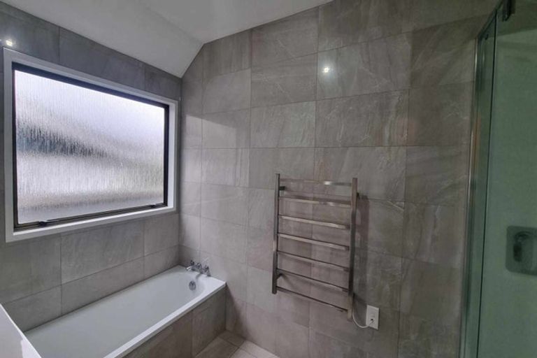 Photo of property in 4 Cullahill Street, Harewood, Christchurch, 8051