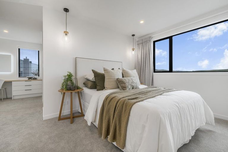 Photo of property in 198 Penruddock Rise, Westmorland, Christchurch, 8025