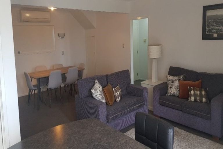 Photo of property in 11a Rahopara Street, Castor Bay, Auckland, 0620