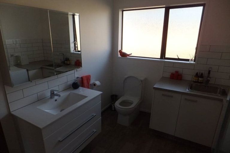 Photo of property in 1/36 New Brighton Road, Shirley, Christchurch, 8061