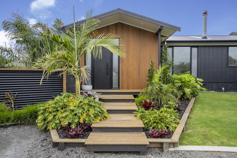 Photo of property in 32 Snell Crescent, Waihi Beach, 3611