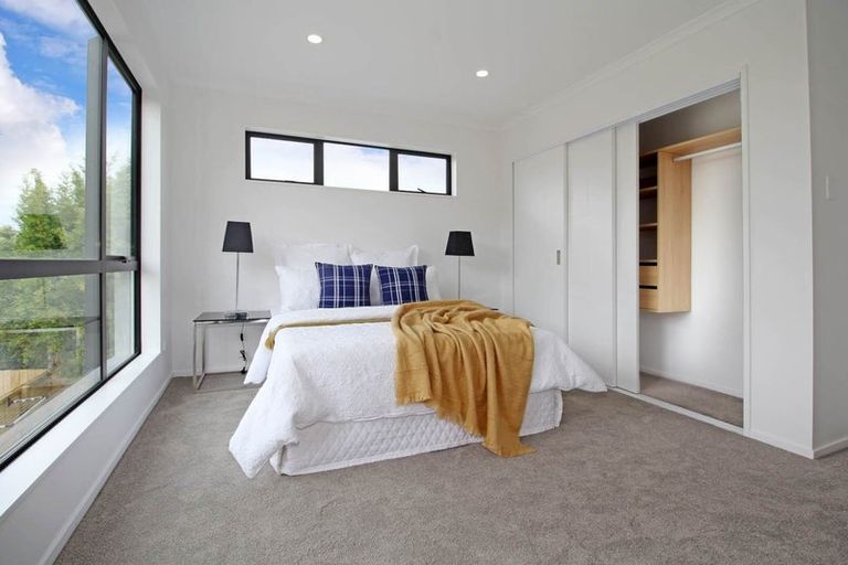 Photo of property in 20e Hill Road, Papatoetoe, Auckland, 2025