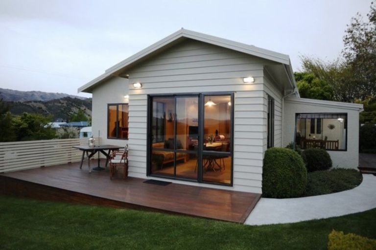 Photo of property in 2 Hall Road, Bannockburn, Cromwell, 9384