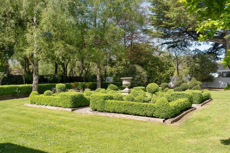 Photo of property in 18 Mole Street, Greytown, 5712