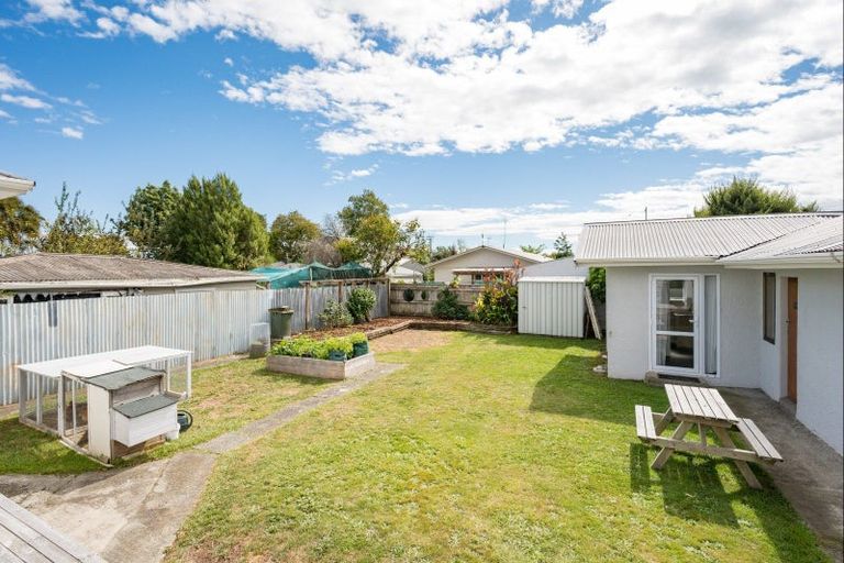 Photo of property in 32 Tennyson Crescent, Stoke, Nelson, 7011