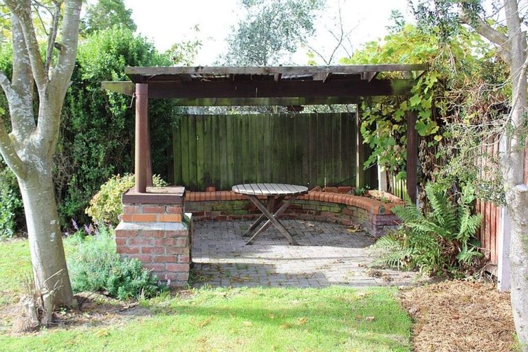 Photo of property in 54 Carruthers Street, Ilam, Christchurch, 8041