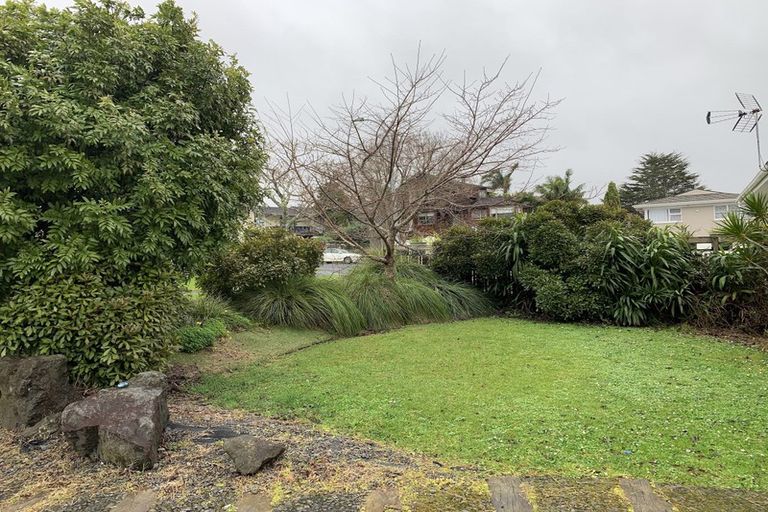 Photo of property in 2/6 Olena Avenue, Sunnyhills, Auckland, 2010