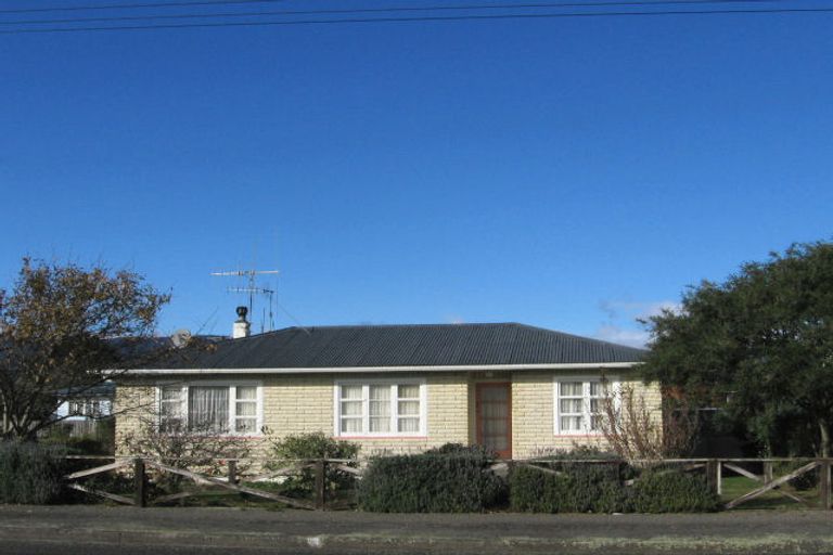 Photo of property in 22 Lemon Street, Otaki, 5512