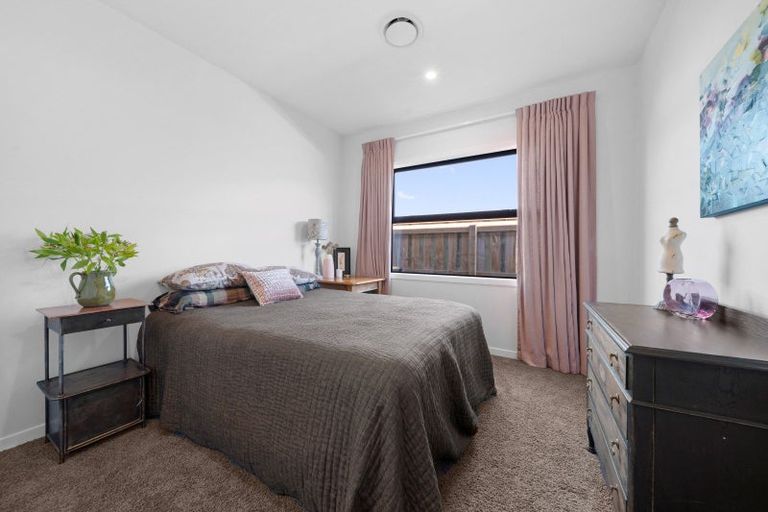 Photo of property in 42 Orchard Road, Greytown, 5712