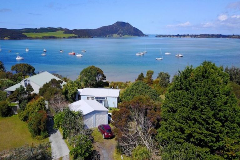 Photo of property in 4 Harbour View Road, Pukenui, 0484