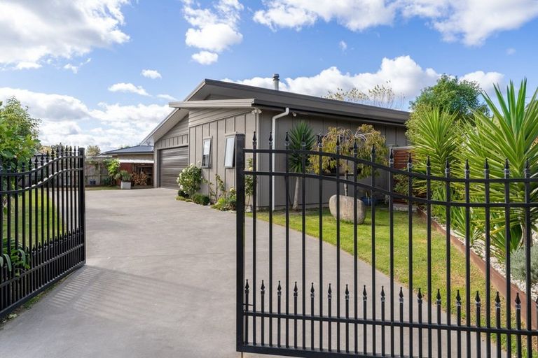 Photo of property in 7 Aqua Way, Paraparaumu, 5032