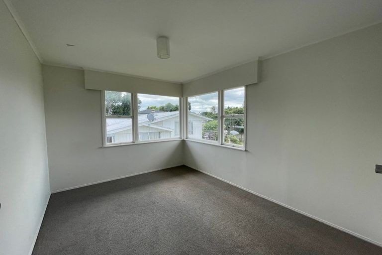 Photo of property in 24 Estuary Road, Weymouth, Auckland, 2103