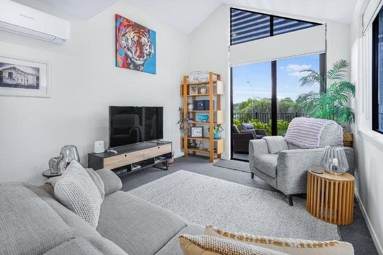 Photo of property in 1/81 Storey Avenue, Hamilton, 3200