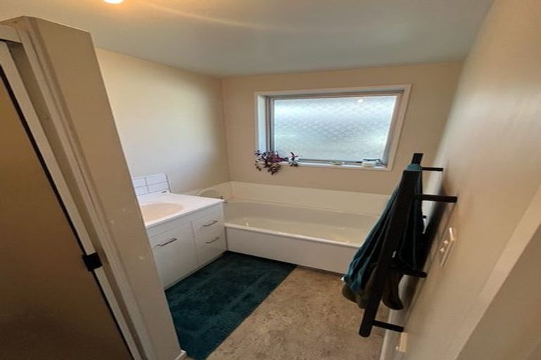 Photo of property in 1/8 Palatine Terrace, Huntsbury, Christchurch, 8022