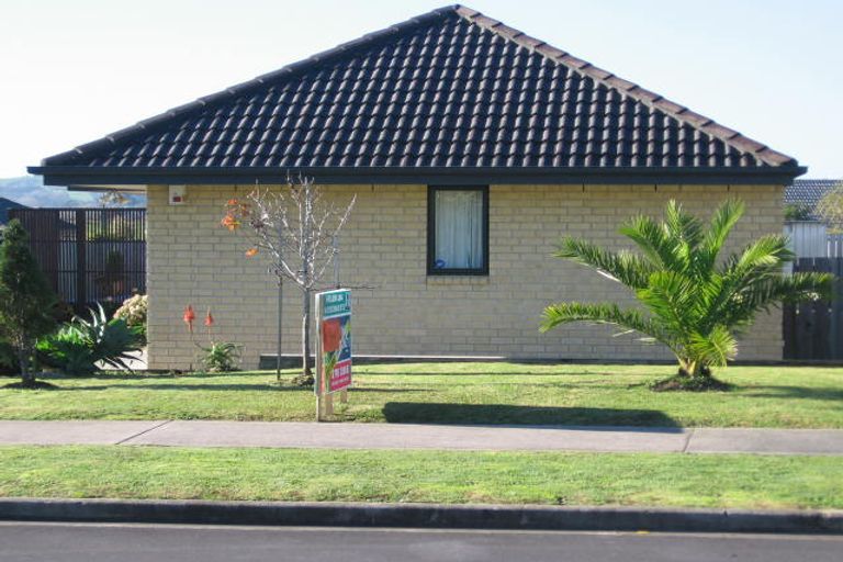 Photo of property in 9 Glen Osborne Terrace, Flat Bush, Auckland, 2019