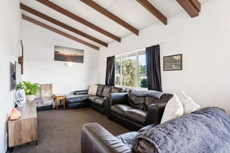 Photo of property in 208 Chartwell Avenue, Whangamata, 3620