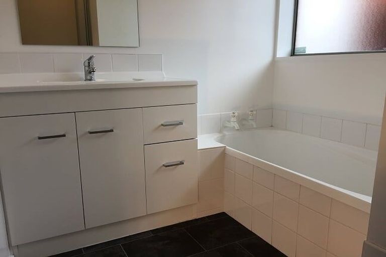 Photo of property in 80 Disraeli Street, Addington, Christchurch, 8024