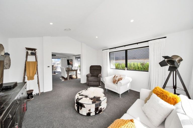 Photo of property in 1 Ashwood Lane, Bell Block, New Plymouth, 4312