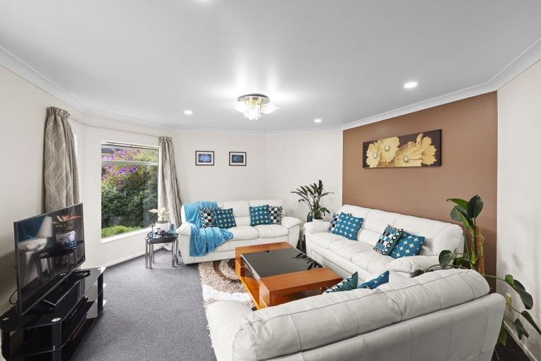 Photo of property in 37 Hastings Place, Hamilton Lake, Hamilton, 3204