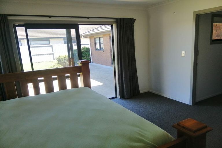 Photo of property in 5 Vanquish Place, Flagstaff, Hamilton, 3210