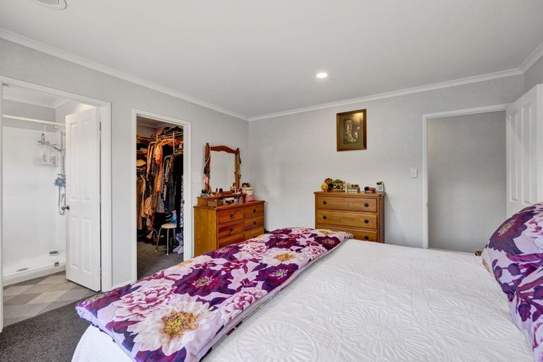 Photo of property in 36 Camberwell Road, Hawera, 4610