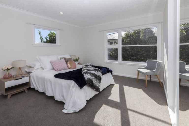 Photo of property in 45 Emlyn Place, Avondale, Christchurch, 8061