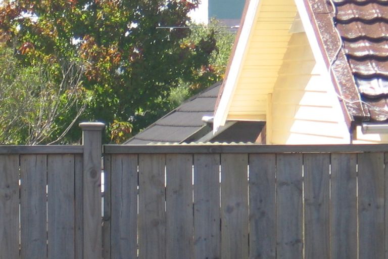 Photo of property in 3/21 Mahara Avenue, Birkenhead, Auckland, 0626