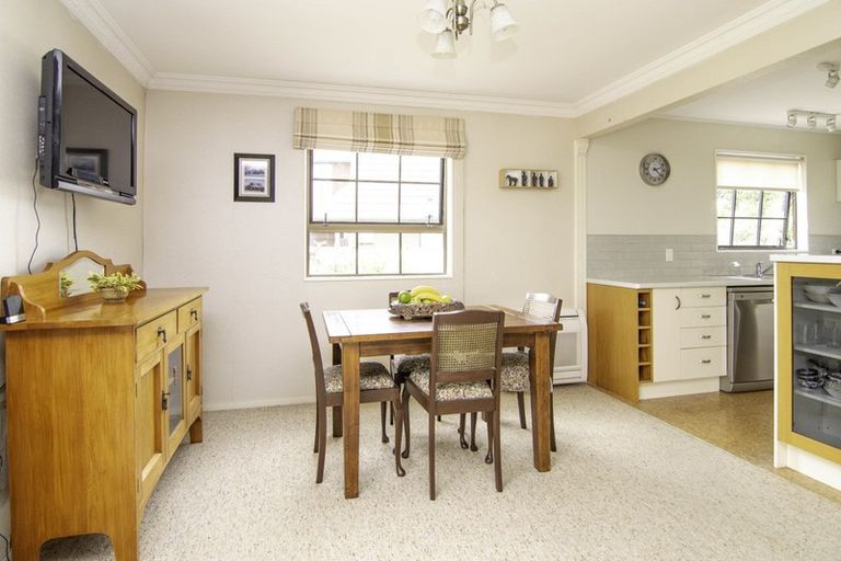 Photo of property in 68 Pencarrow Street, Highbury, Palmerston North, 4412