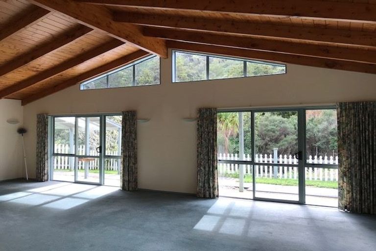 Photo of property in 94 Saleyards Road, Puhoi, Warkworth, 0994