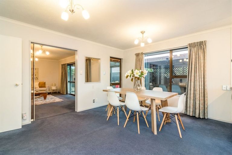 Photo of property in 1 Innisfree Place, Northwood, Christchurch, 8051