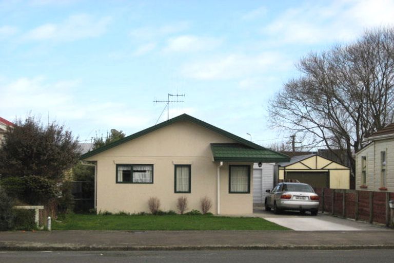 Photo of property in 121 Cambridge Street, Levin, 5510