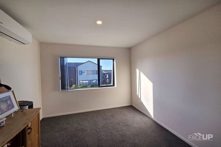 Photo of property in 50 Black Beech Crescent, Takanini, 2110