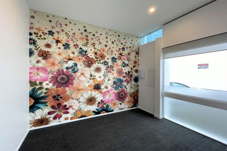 Photo of property in 3/102 Victoria Street, Onehunga, Auckland, 1061