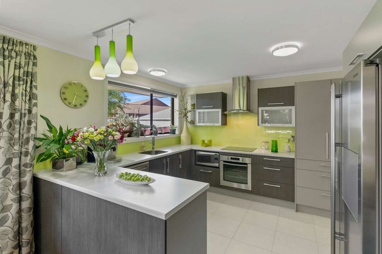 Photo of property in 8 Paprika Place, Bishopdale, Christchurch, 8053