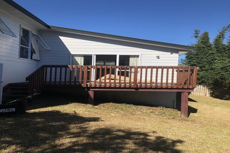 Photo of property in 3/45 Everglade Drive, Goodwood Heights, Auckland, 2105